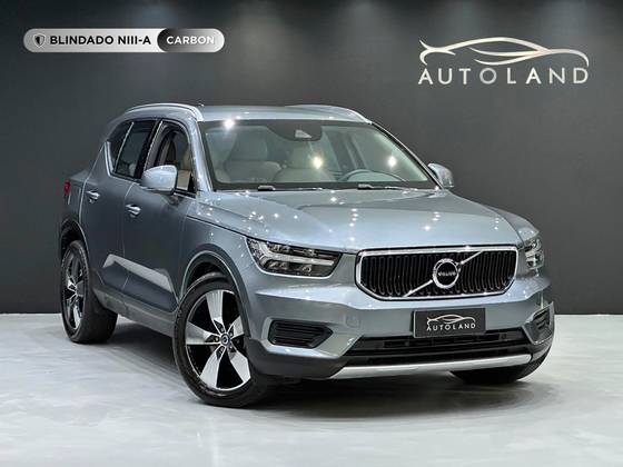 VOLVO XC40 2.0 T5 GASOLINA MOMENTUM AWD GEARTRONIC